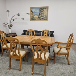 Valgomojo stalas su 6 kėdėmis